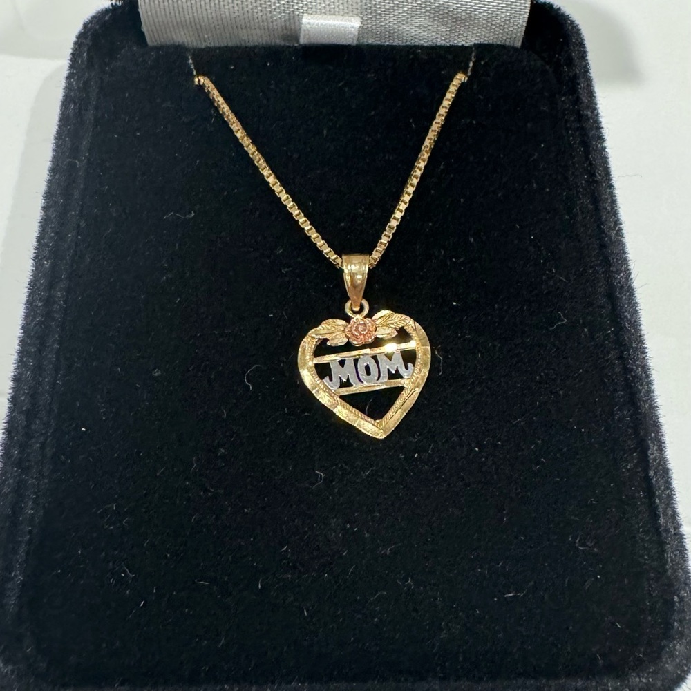 14 karat gold “mom” heart necklace